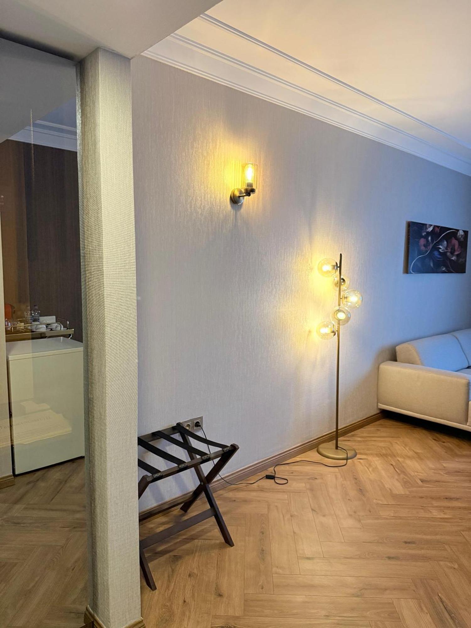 The Yali Konak Hotel Smirne Esterno foto