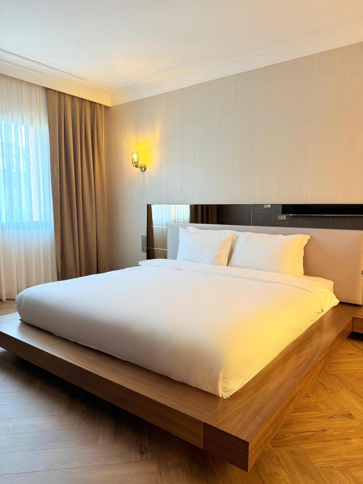 The Yali Konak Hotel Smirne Esterno foto