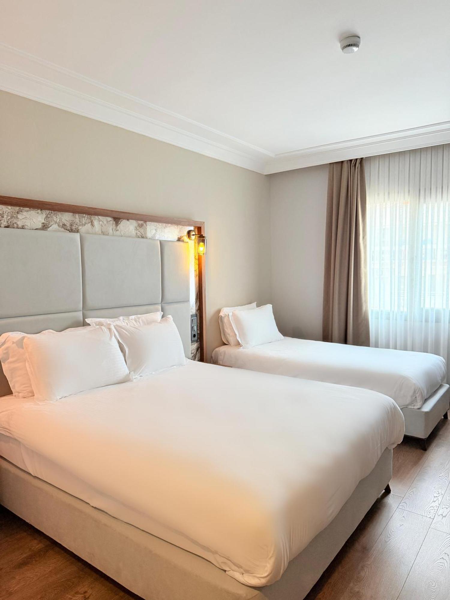 The Yali Konak Hotel Smirne Esterno foto